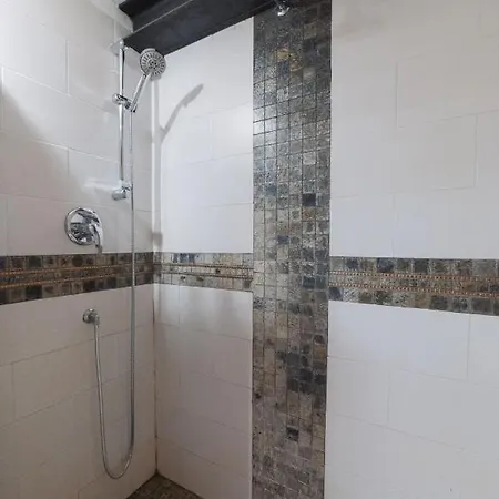 Apartment Mosaico Piazza Ix Aprile