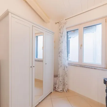 Apartament Mosaico Piazza Ix Aprile *
